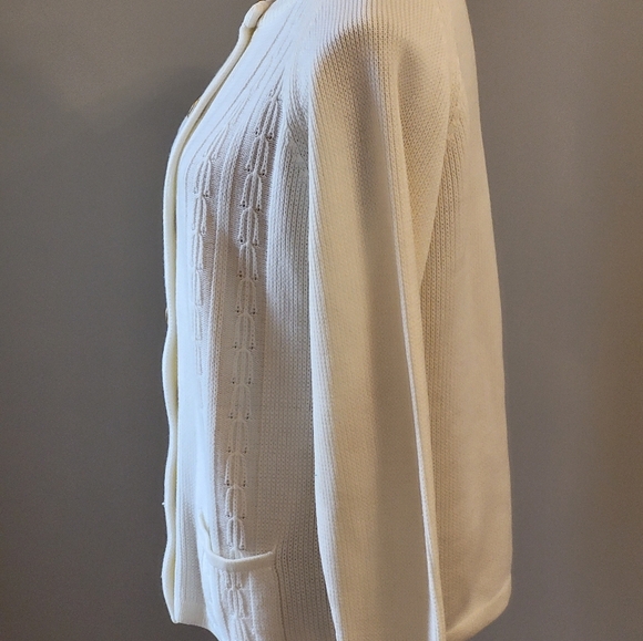 Vintage 70s Acrylic ivory cardigan size medium - Picture 5 of 12